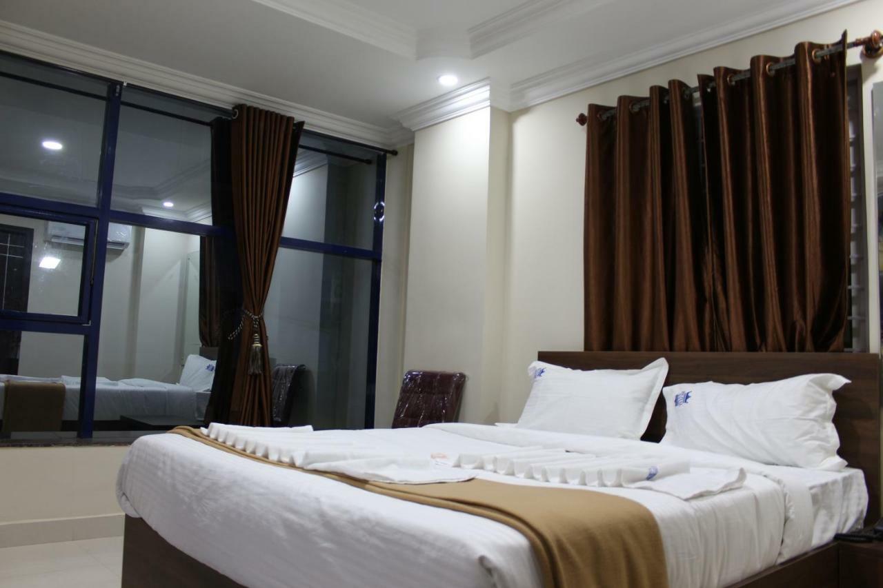 Royal Star Hotels Bangalore Luaran gambar