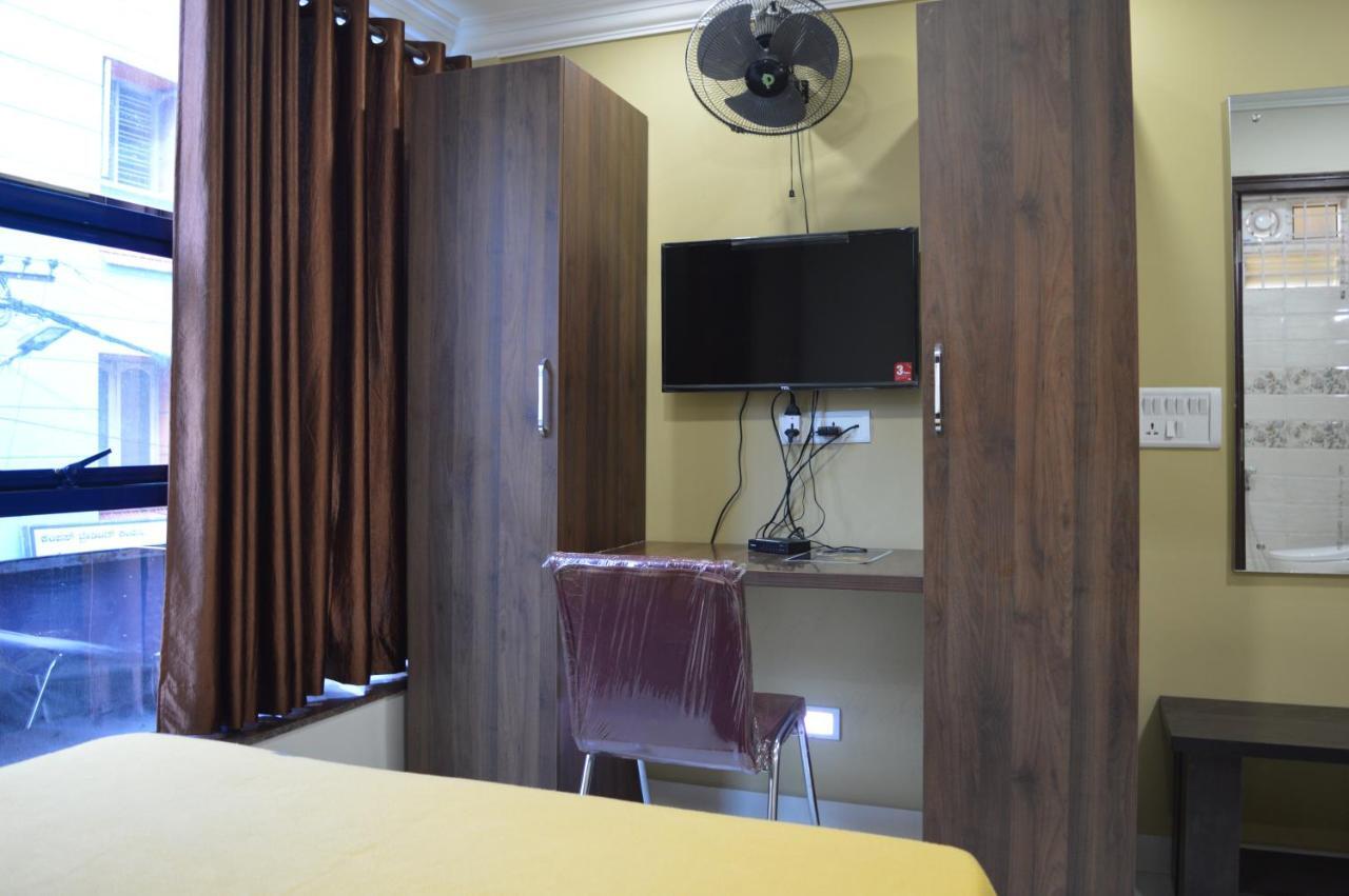 Royal Star Hotels Bangalore Luaran gambar