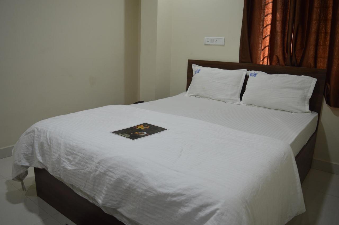 Royal Star Hotels Bangalore Luaran gambar